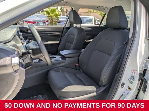 Used 2025 Nissan Altima 2.5 SV AWD/4WD image 23