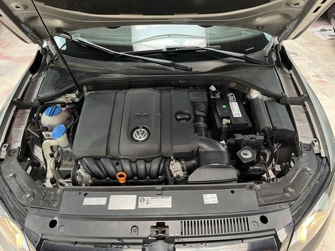 Used 2013 Volkswagen Passat 2.5 SE FWD image 34