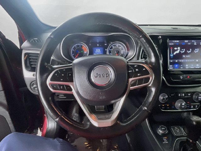Used 2020 Jeep Cherokee High Altitude AWD/4WD image 12