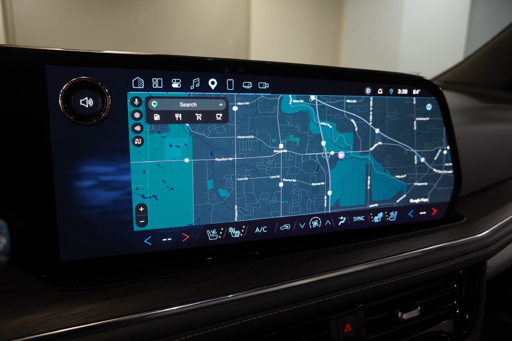 Used 2025 Chevrolet Tahoe Premier AWD/4WD image 9