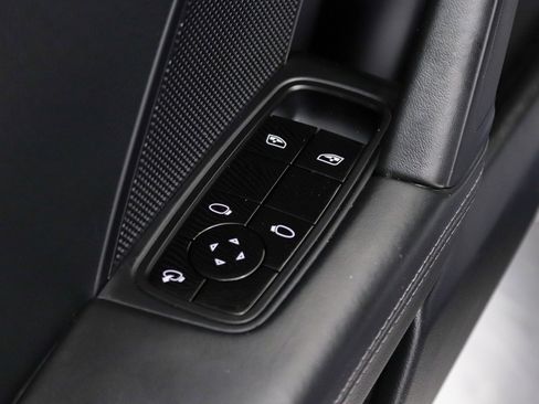 Used 2020 Porsche 911 Carrera image 24