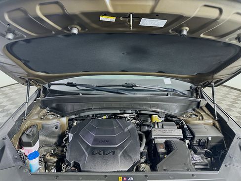 Used 2022 Kia Telluride SX w/ Towing Package image 37