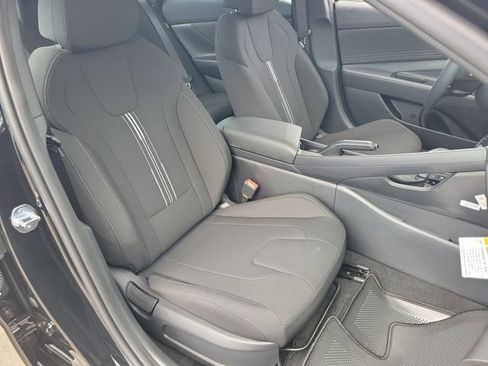 New 2026 Hyundai Elantra Sport FWD image 21