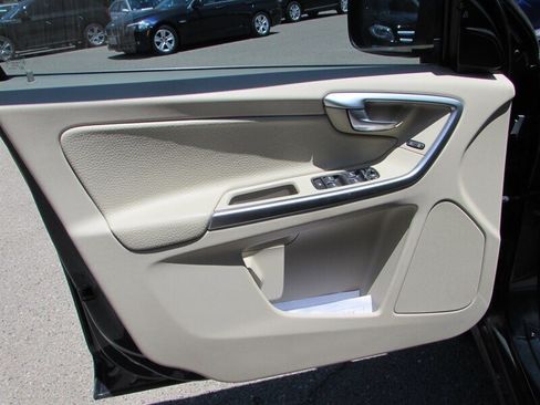 Used 2012 Volvo XC60 3.2 FWD image 9