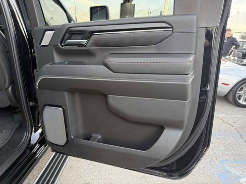 Used 2025 GMC Sierra 2500 AT4X w/ AT4X AEV Edition image 27