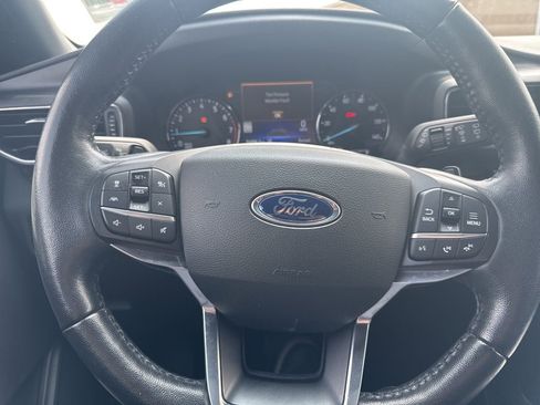 Used 2020 Ford Explorer Limited image 11