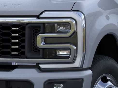 New 2026 Ford F350 Platinum AWD/4WD image 18