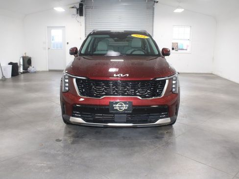 Used 2024 Kia Sorento SX image 3
