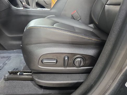 Used 2019 Chevrolet Equinox Premier AWD/4WD image 27