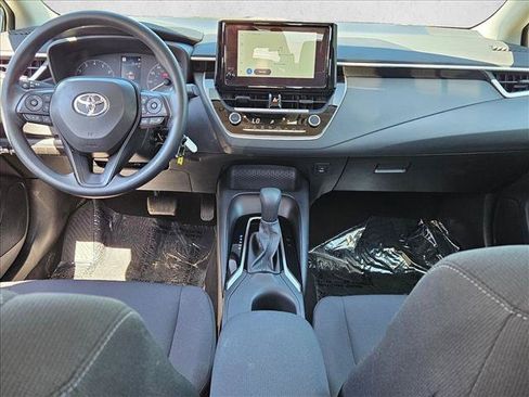 Used 2024 Toyota Corolla LE FWD image 15