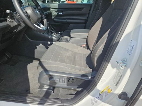 Certified 2025 Honda CR-V Sport image 15