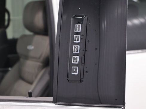 New 2026 Ford F350 Platinum w/ Platinum Plus Package image 32