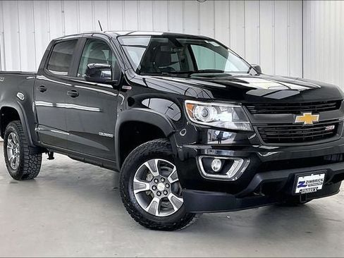 Used 2017 Chevrolet Colorado Z71 AWD/4WD image 35