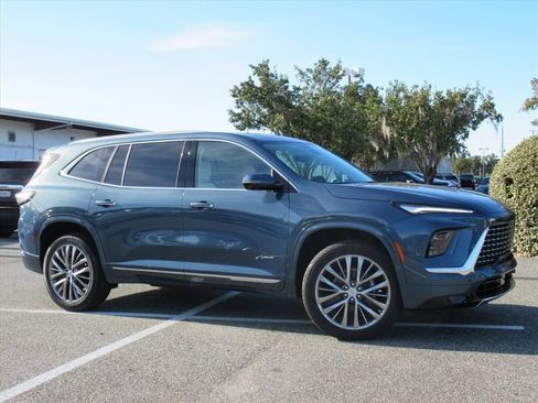 New 2026 Buick Enclave Avenir w/ Super Cruise Package image 2