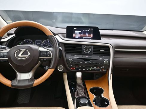 Used 2017 Lexus RX 350 FWD w/ Premium Package image 19