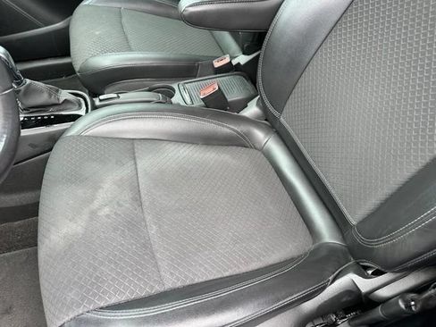 Certified 2022 Buick Encore Preferred w/ Safety Package FWD image 30