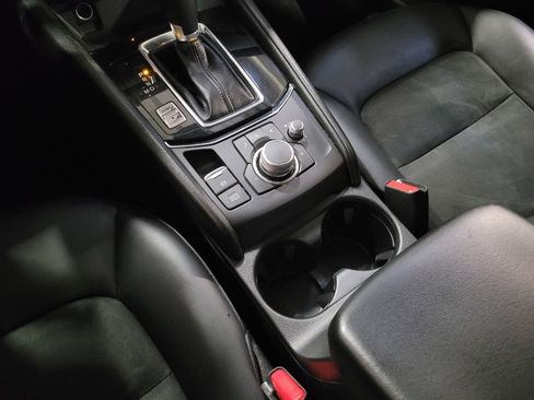 Used 2021 MAZDA CX-5 Touring image 26