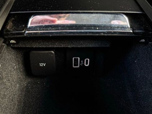 Certified 2021 Lincoln Corsair AWD w/ Equipment Group 101A image 35