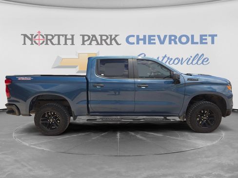 Certified 2024 Chevrolet Silverado 1500 Custom Trail Boss w/ LPO, Dark Essentials Package AWD/4WD image 2