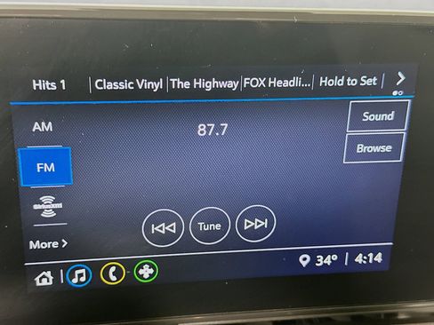 Used 2024 Chevrolet Trax LS w/ LS Convenience Package image 21