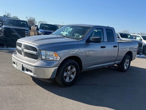 Used 2024 RAM 1500 Classic SLT image 23