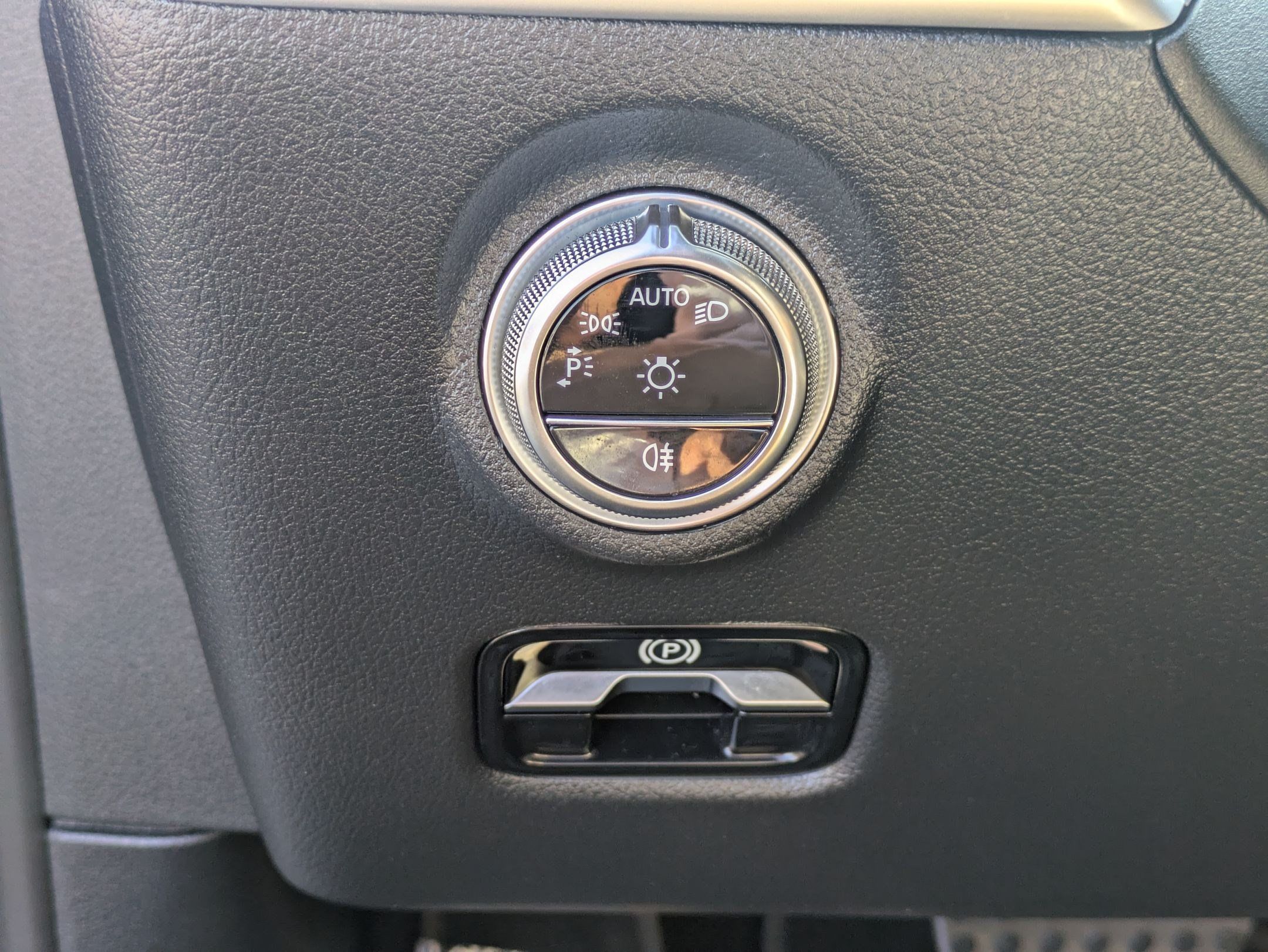 Used 2024 Mercedes-Benz C 300 4MATIC Sedan image 19