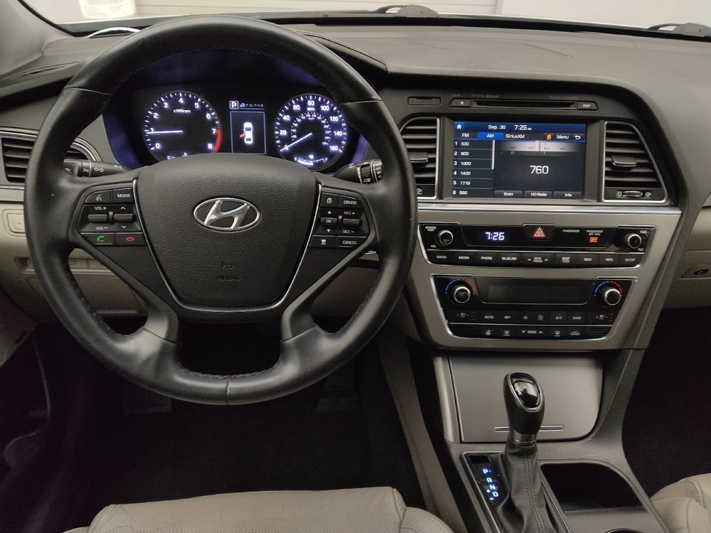 Used 2016 Hyundai Sonata Limited w/ Option Group 05 FWD image 22