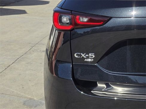 Certified 2025 MAZDA CX-5 Carbon Edition image 6