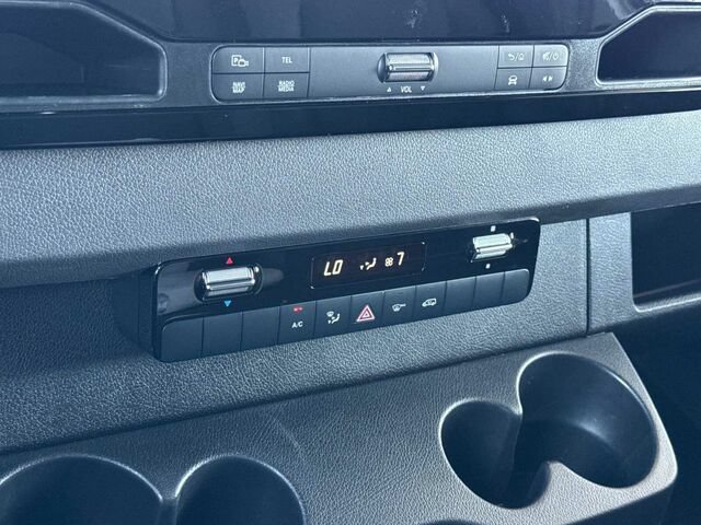 Used 2023 Mercedes-Benz Sprinter 2500 image 21