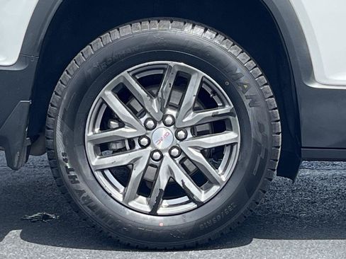 Used 2019 GMC Acadia SLT w/ LPO, Floor Liner Package FWD image 28