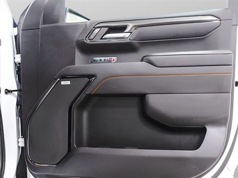 Used 2022 GMC Sierra 1500 AT4 w/ AT4 Premium Package image 33