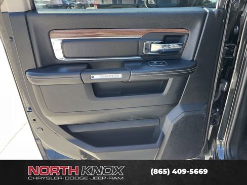 Used 2017 RAM 1500 Laramie AWD/4WD image 17