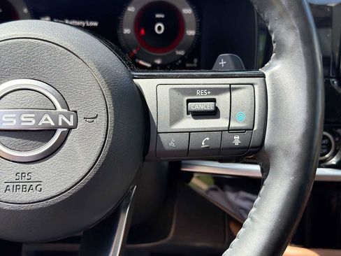 Used 2023 Nissan Pathfinder Platinum AWD/4WD image 22