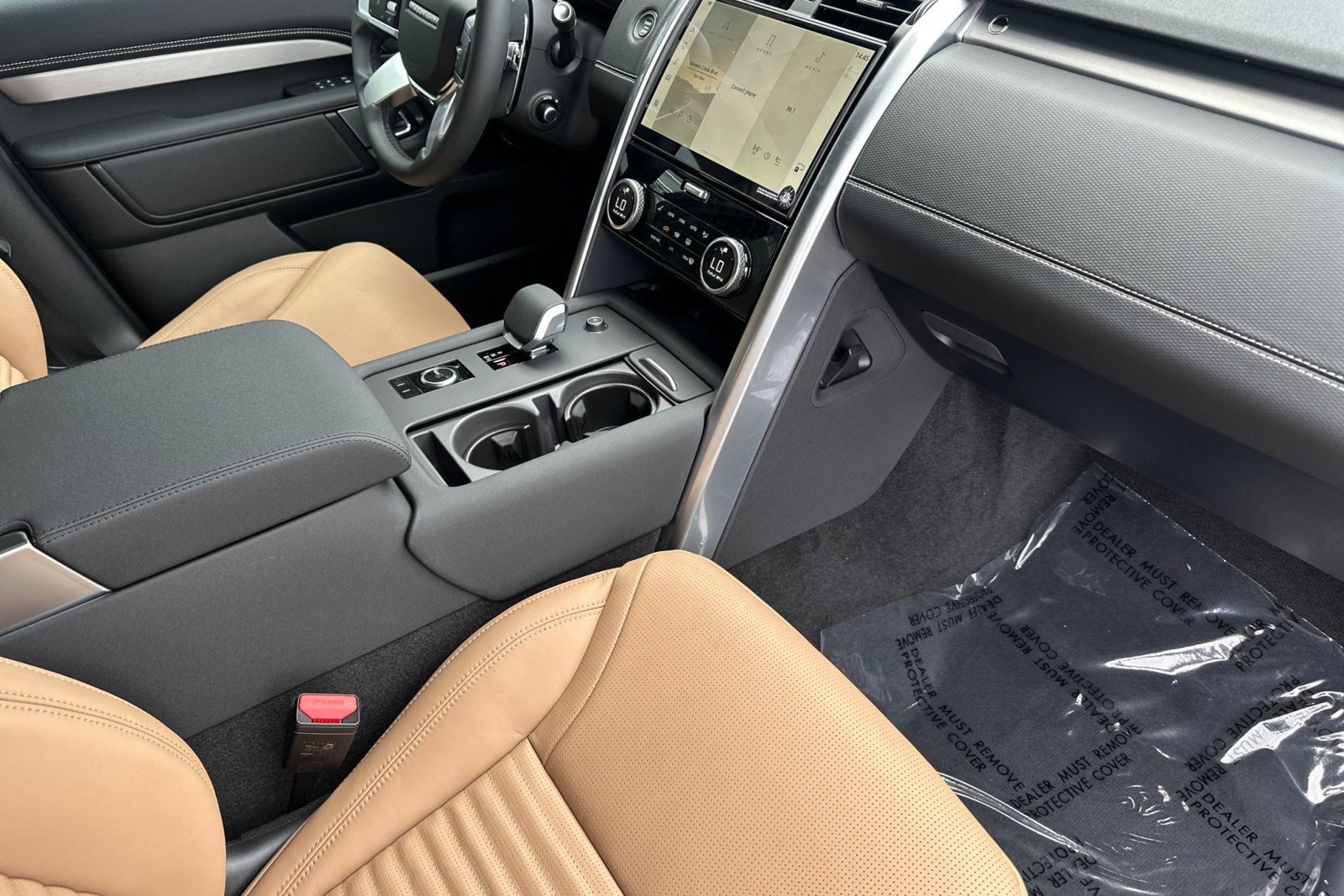 New 2026 Land Rover Discovery Limited Edition AWD/4WD image 27