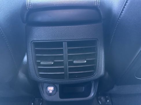 Used 2023 Kia Seltos SX image 39