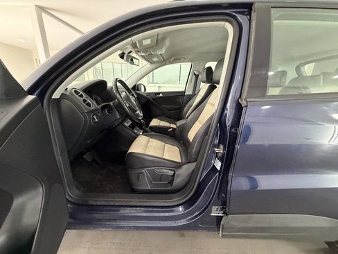 Used 2016 Volkswagen Tiguan S image 27