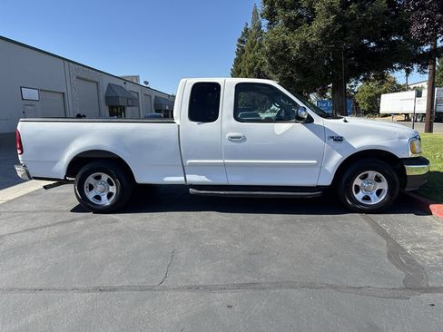 Used 2001 Ford F150 XLT RWD image 14