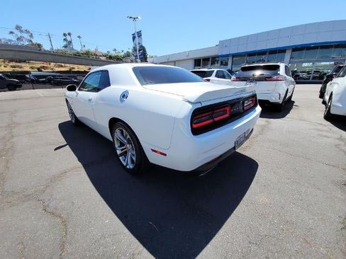 Used 2021 Dodge Challenger R/T RWD image 6