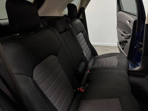 Used 2021 Ford Edge SE image 50