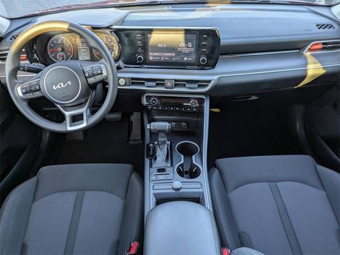 Used 2022 Kia K5 LXS image 15