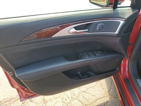 Used 2017 Lincoln MKZ Select w/ Climate Package image 9