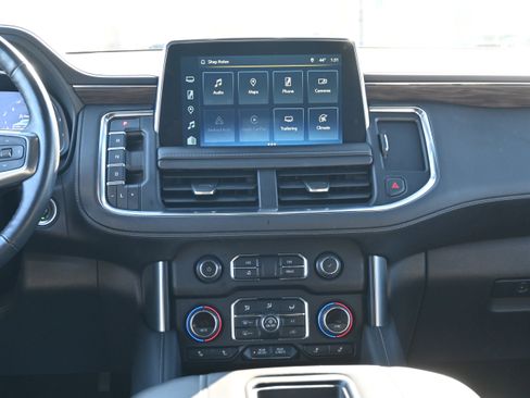 Used 2022 Chevrolet Tahoe Z71 w/ Luxury Package image 32