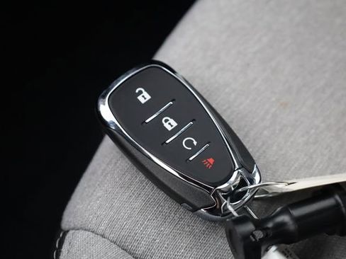 Used 2024 Chevrolet Equinox LS w/ Driver Confidence II Package image 29