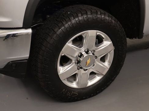 Used 2022 Chevrolet Silverado 3500 LTZ w/ LTZ Plus Package image 8