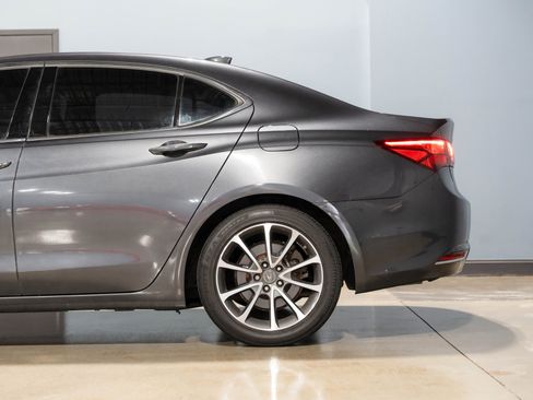 Used 2015 Acura TLX V6 SH-AWD w/ Technology Pkg image 19