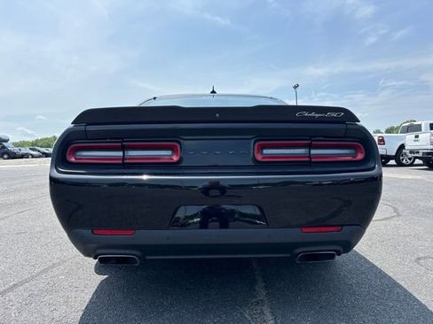 Used 2020 Dodge Challenger R/T RWD image 10