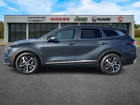 Used 2024 Kia Sportage EX image 35