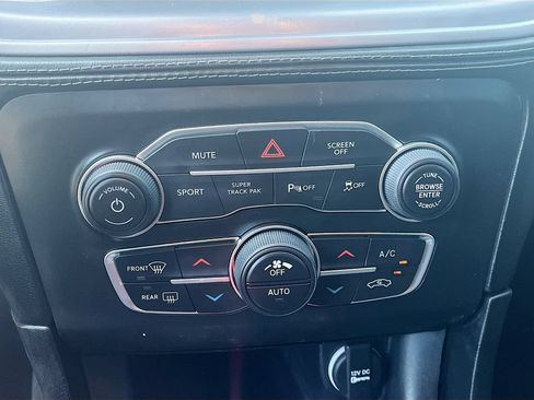 Used 2023 Dodge Charger Scat Pack RWD image 15