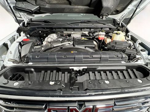 Used 2022 GMC Sierra 2500 SLT image 29