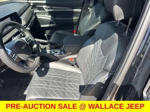 Used 2025 Kia Telluride SX Prestige X-Pro AWD/4WD image 16